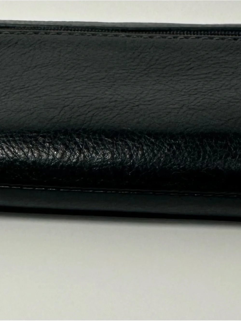 Fossil Black Leather Zip Wallet with Gold Logo Green Inside